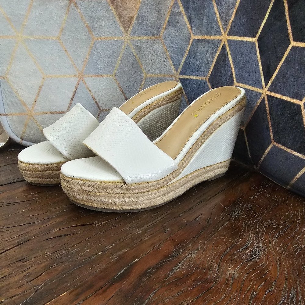 Cabella Wedges size 7